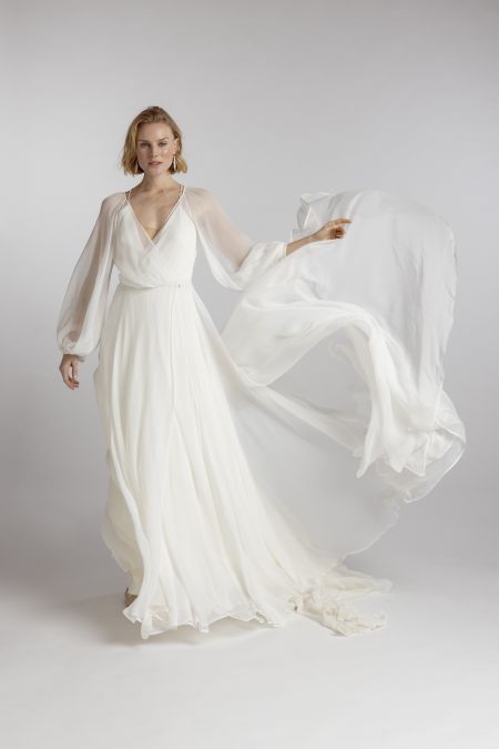 FLORENTINA transparenter Seidenmantel mit Schleppe & FIRN Brautkleid